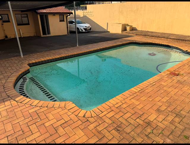 3 BEDROOM HOUSE FOR SALE IN YELLOWWOOD PARK
